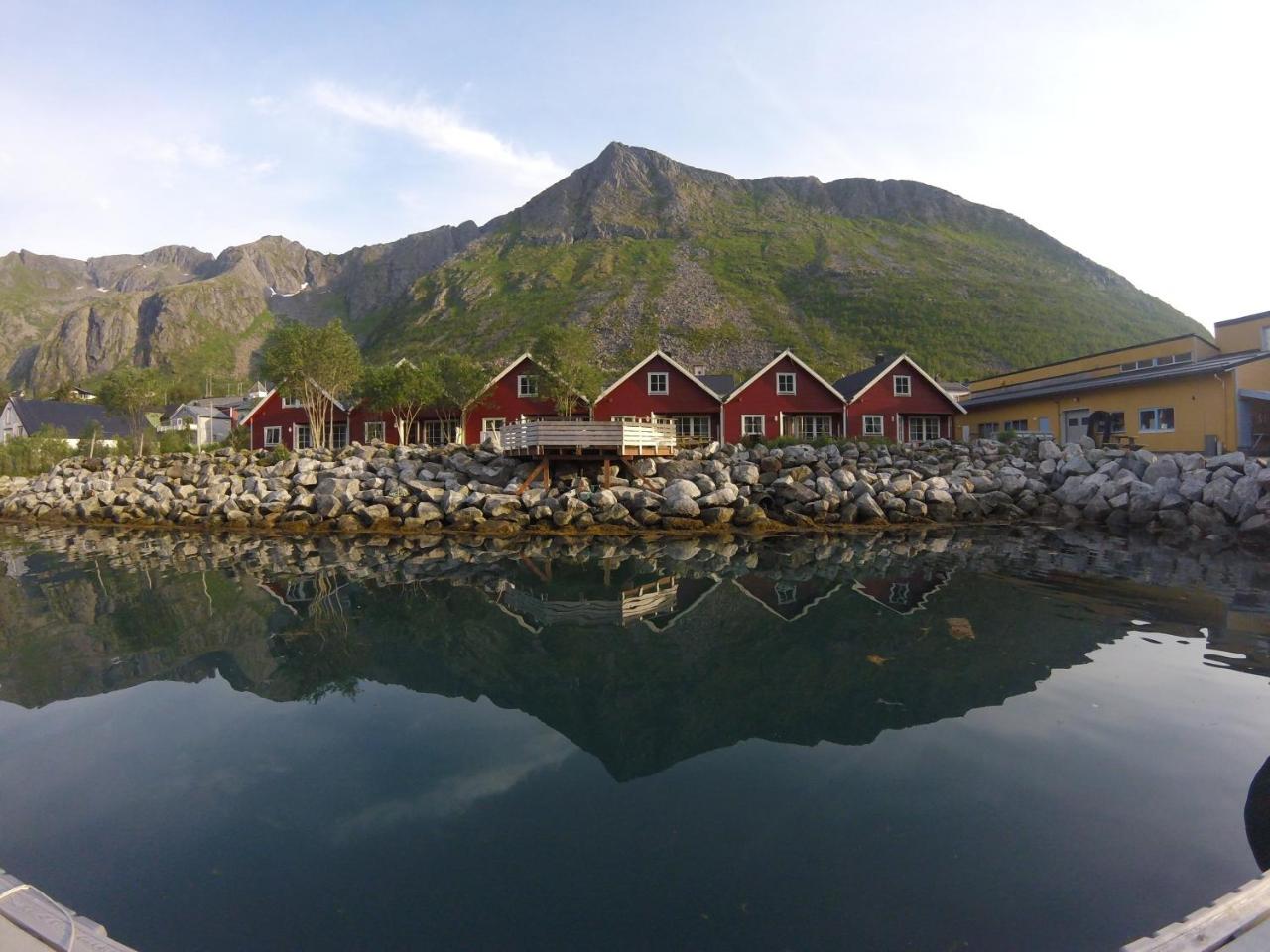 Kaikanten Gryllefjord Exterior photo